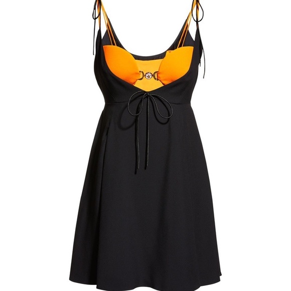 ***SOLD*** VERSACE Spring 2021 Runway Mini Dress NWT - Picture 4 of 17
